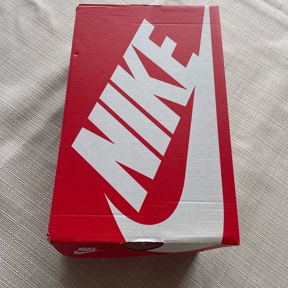 Nike Tanjun Shoes - 5Y / 6.5W - Picture 8 of 8